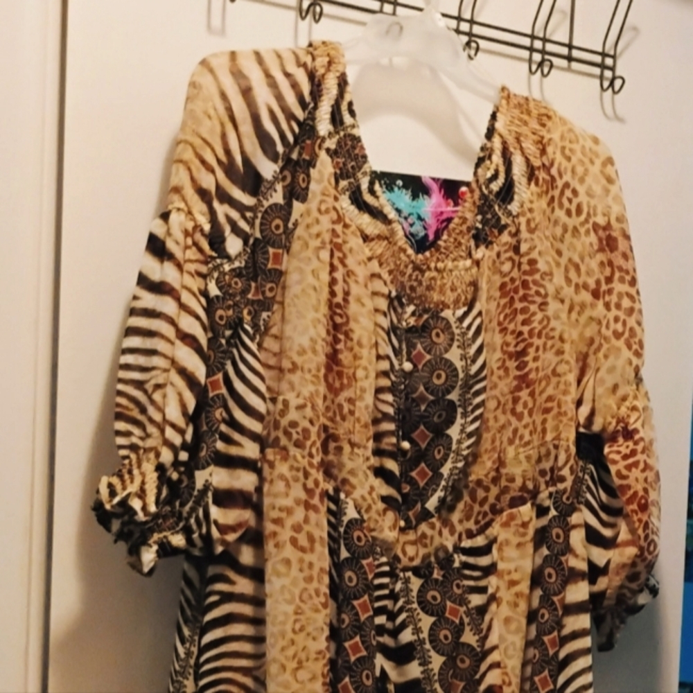 NWT Sheer animal print duster like top off the shoulder size 30